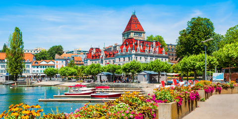 🏅 One winner will be invited to Lausanne for 2 days: